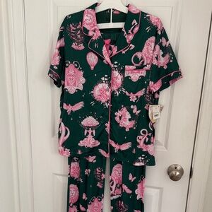 Wicked x Katie Kime women’s graphic pajama set - small